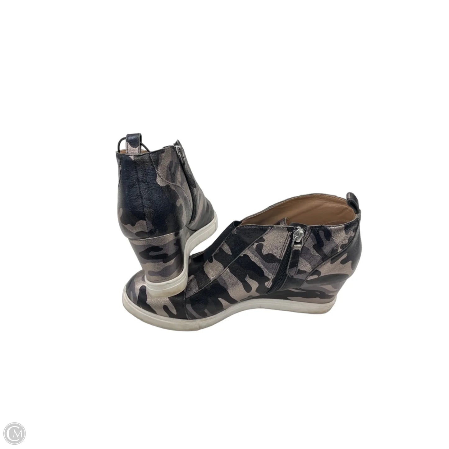 Shoes Heels Wedge By Cmc In Camouflage Print, Size: 9
