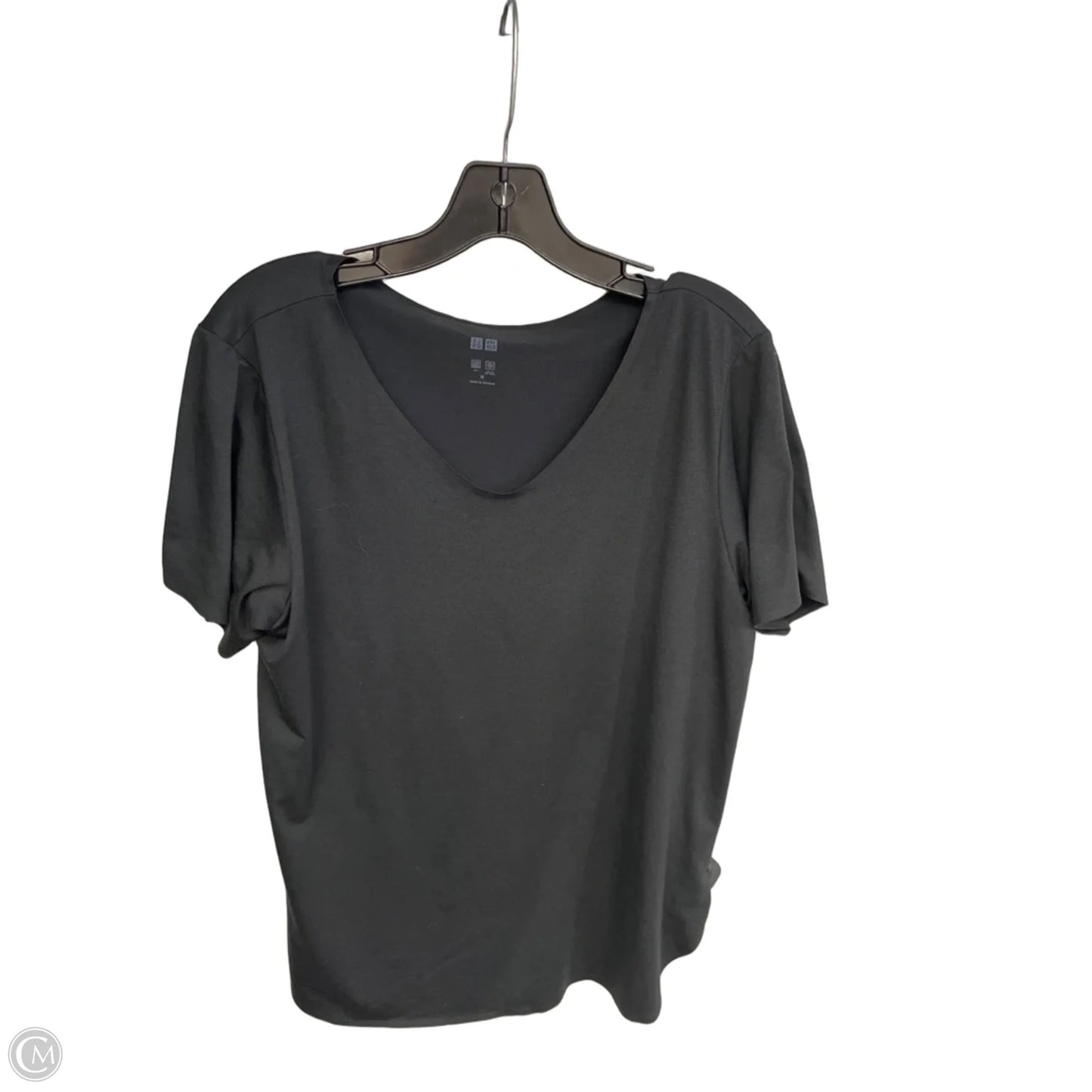 Top Short Sleeve Basic By Uniqlo In Black, Size: M