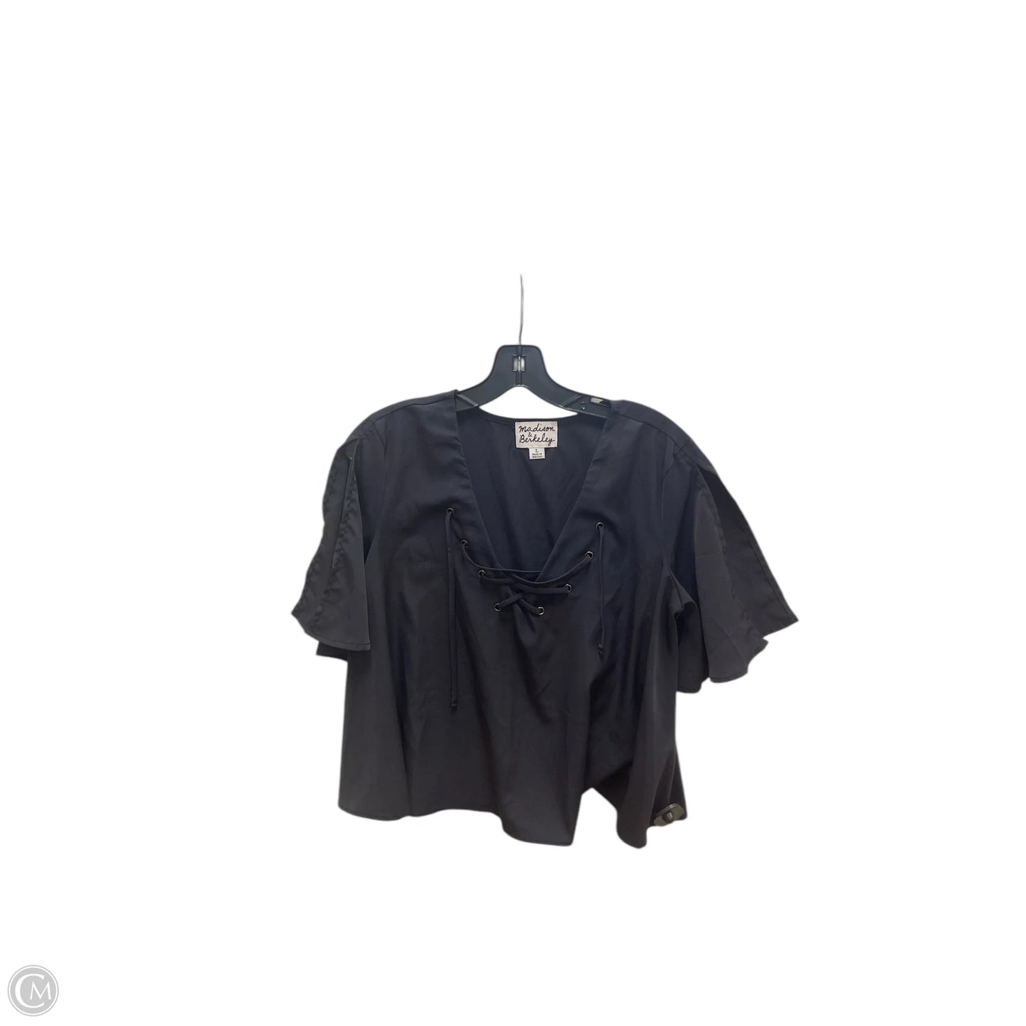 Top Short Sleeve By Clothes Mentor In Black, Size: L