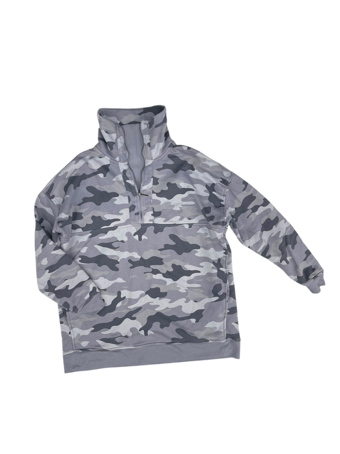 Sweatshirt Collar By Quaker Factory In Camouflage Print, Size: S