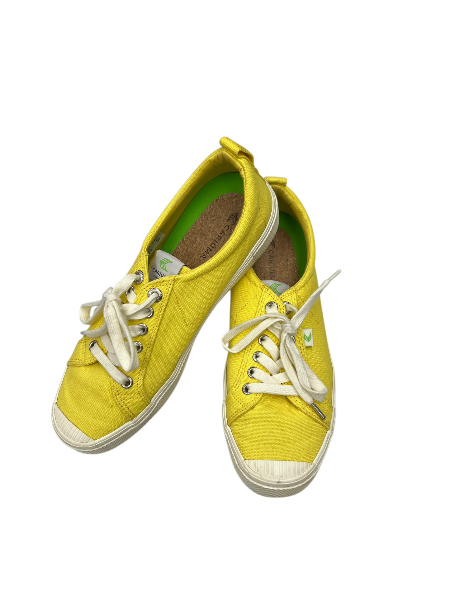 Shoes Sneakers By Cariuma In Yellow, Size: 10