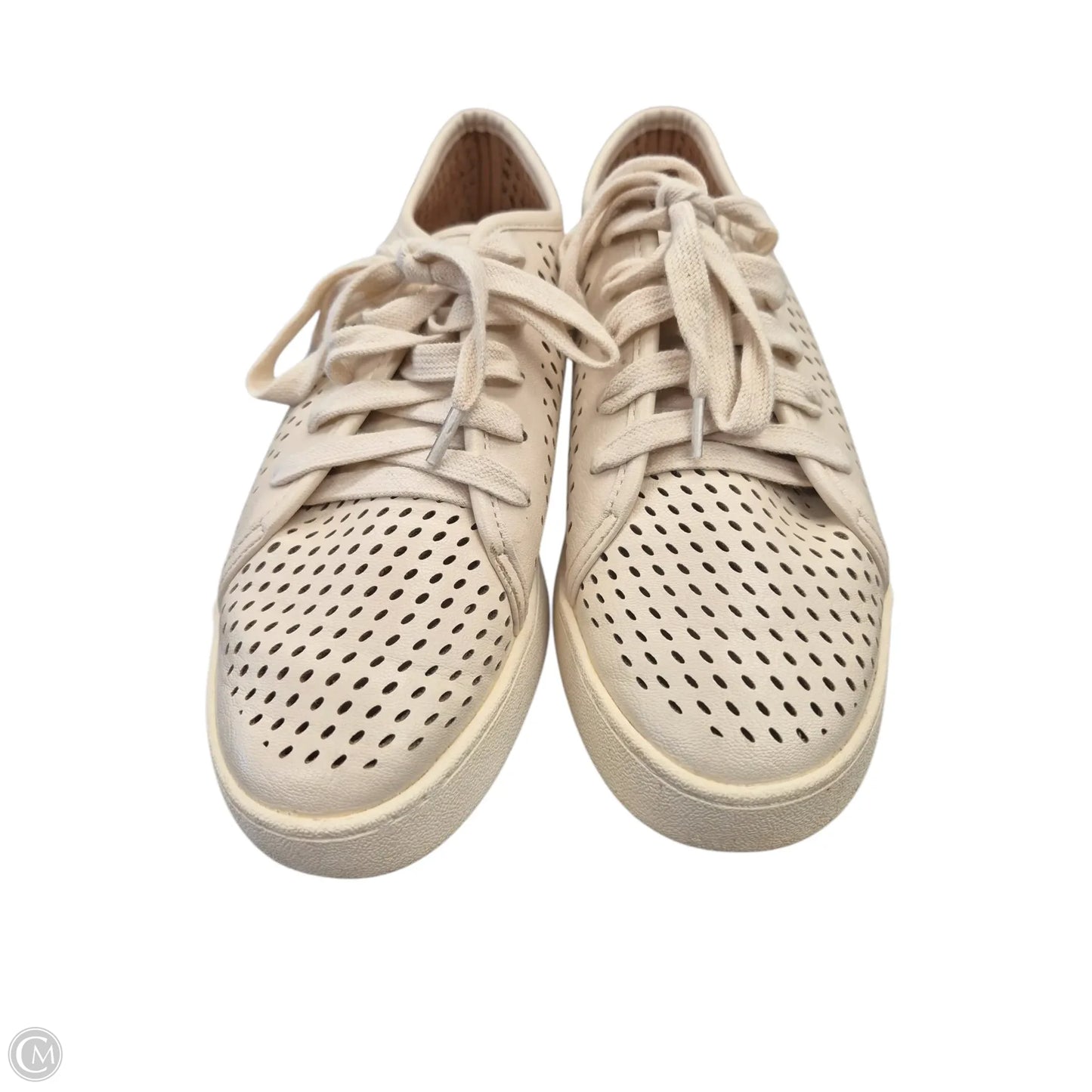 Shoes Sneakers By Clothes Mentor In Cream, Size: 7