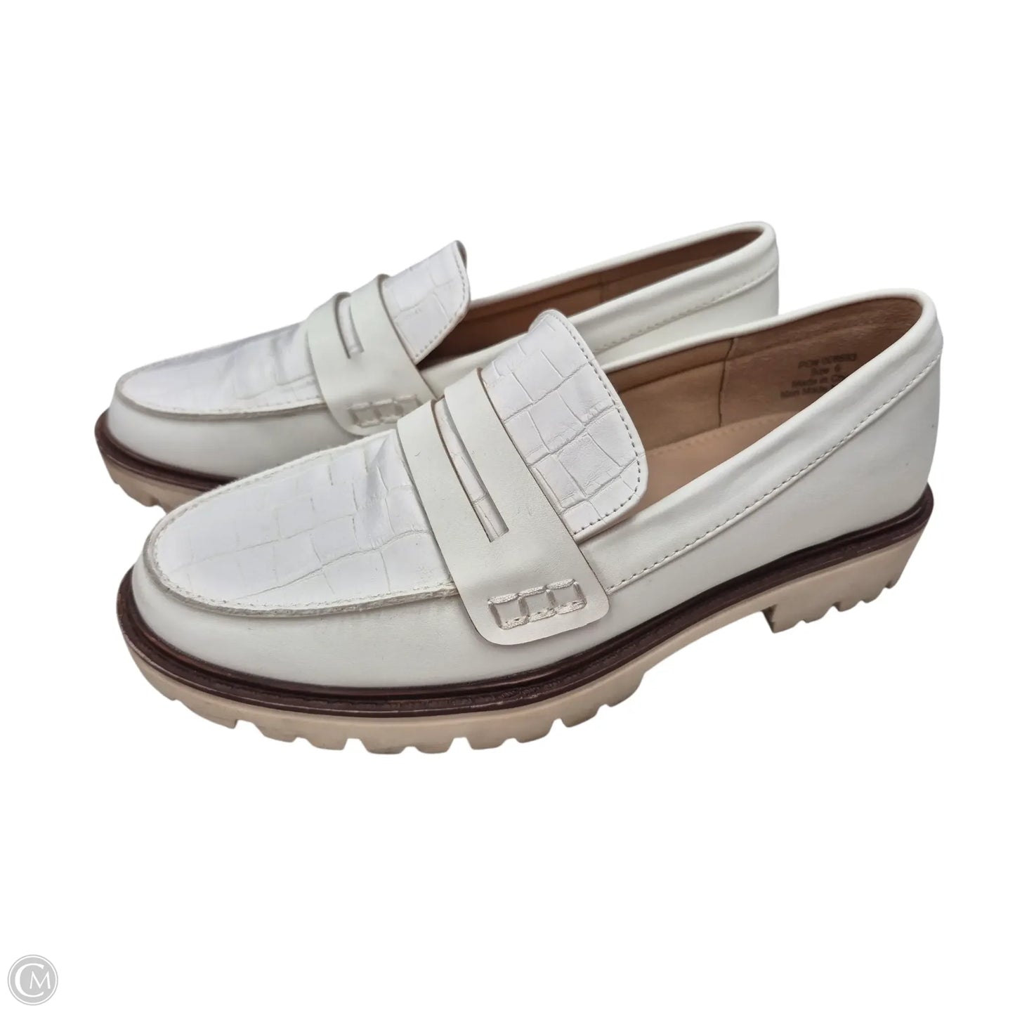 Shoes Flats By Journee In White, Size: 6