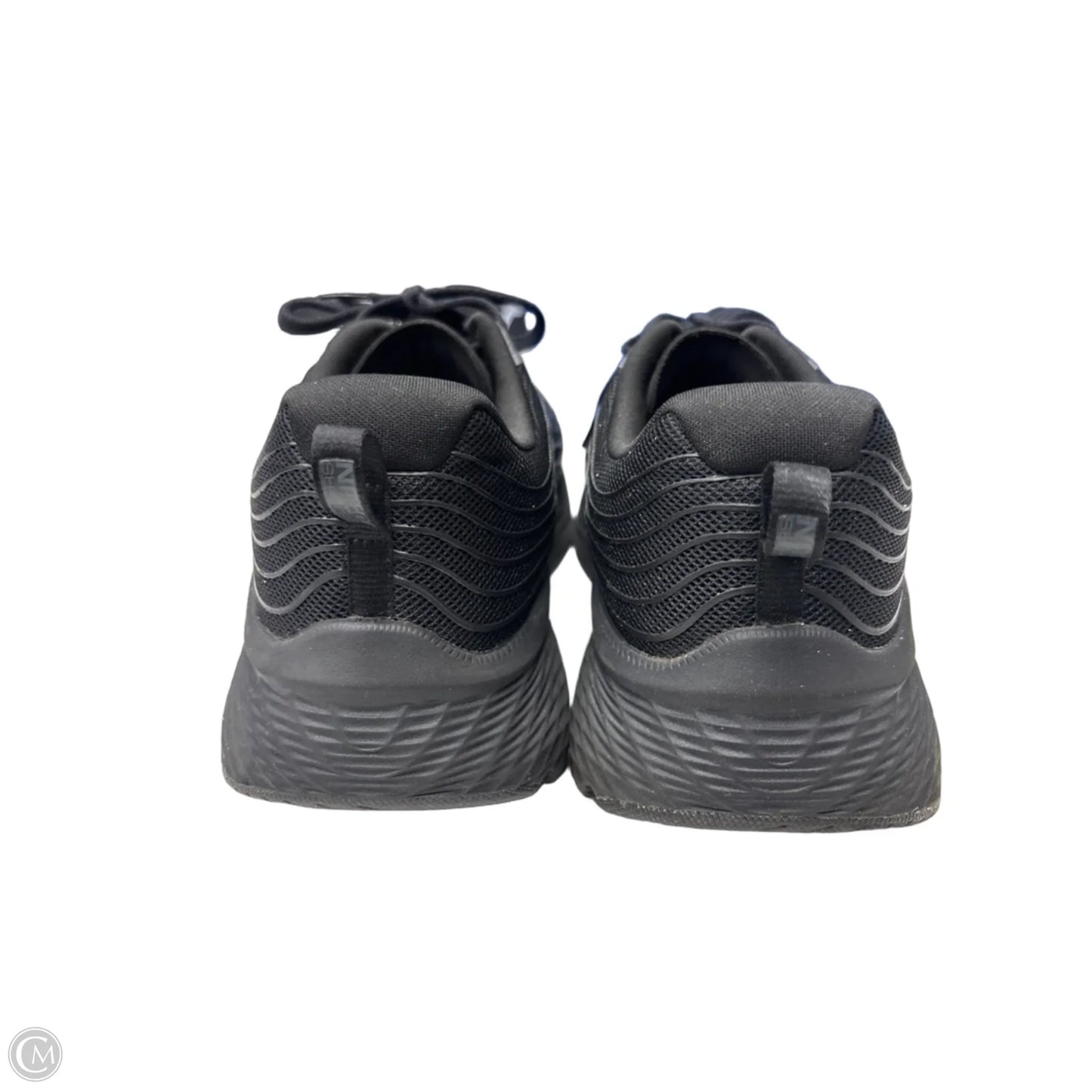 Shoes Sneakers By Skechers In Black, Size: 10