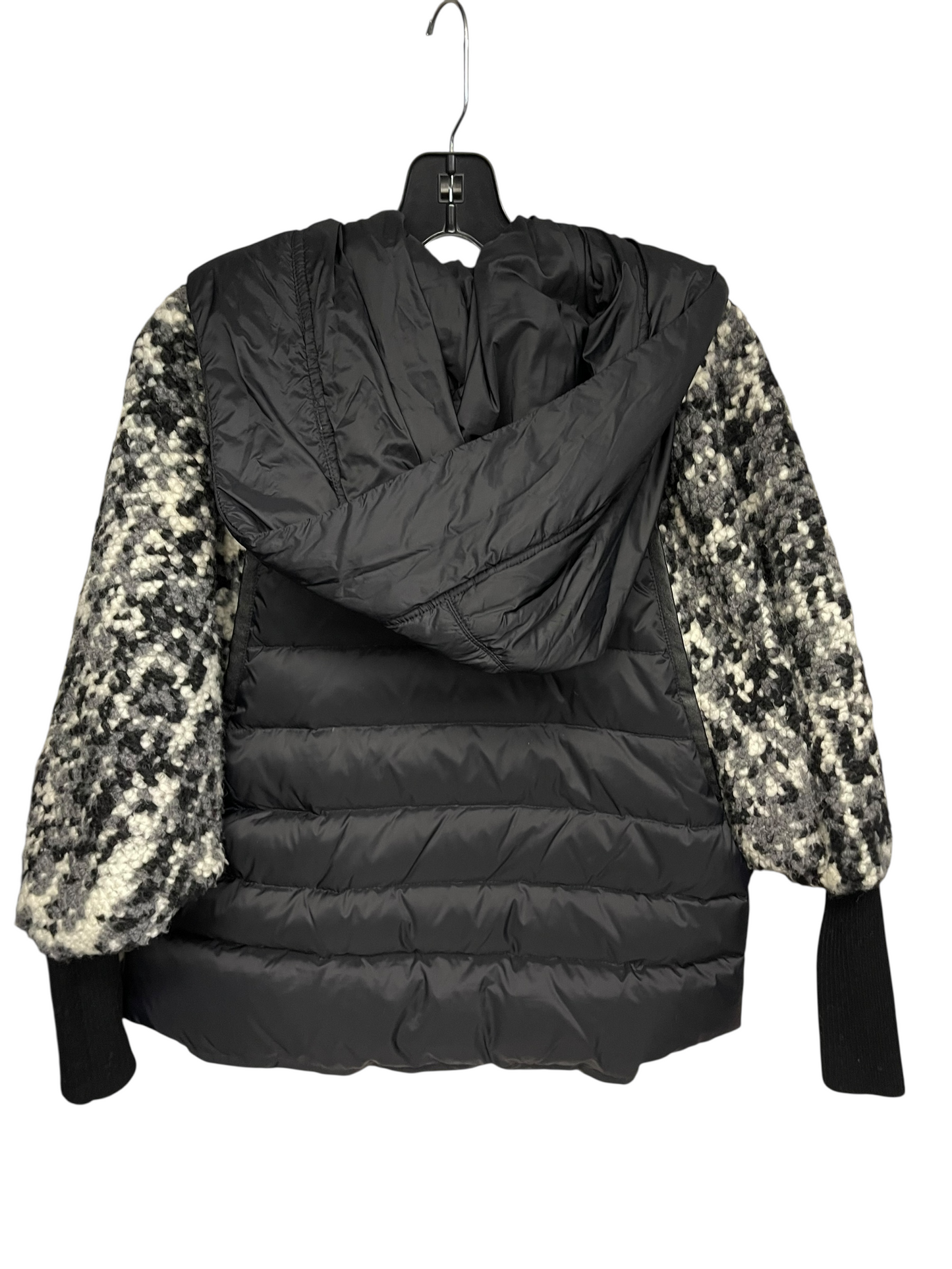 JACKET PUFFER & QUILTED by CLOTHES MENTOR In BLACK, Size: XS