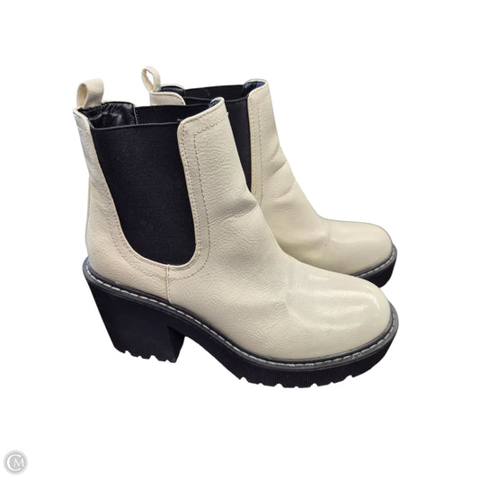 Boots Ankle Heels By Forever 21 In Black & White, Size: 10