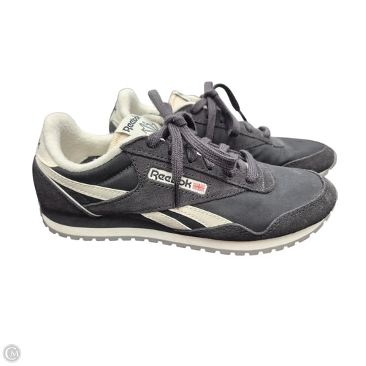Shoes Athletic By Reebok In Black & White, Size: 8
