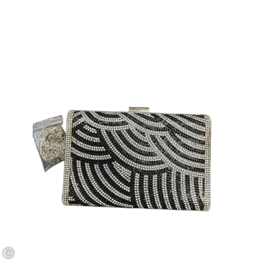 Clutch By Clothes Mentor, Size: Small