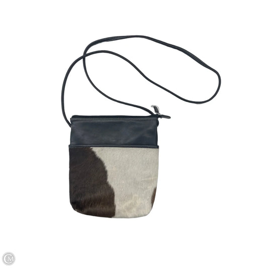 Handbag By Clothes Mentor, Size: Small