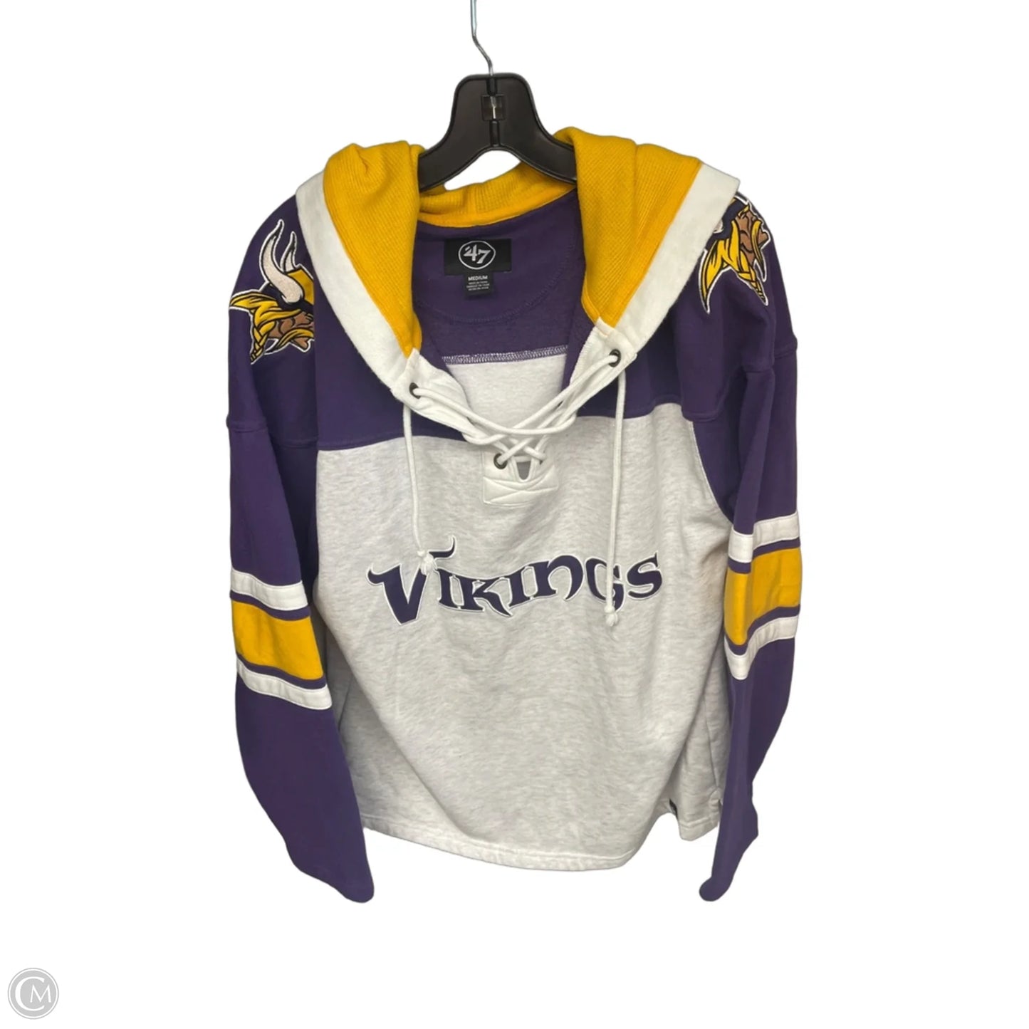 Athletic Sweatshirt Crewneck By Clothes Mentor In Purple & Yellow, Size: M
