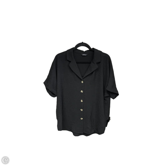 Top Short Sleeve By Dokotoo In Black, Size: L
