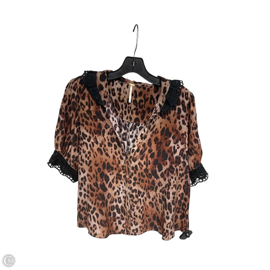 Top Short Sleeve By Free People In Animal Print, Size: S