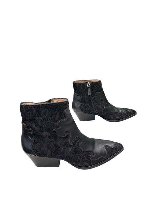 Boots Ankle Heels By Louise Et Cie  Size: 7