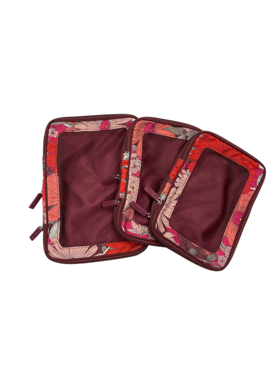 Luggage By Vera Bradley, Size: Medium