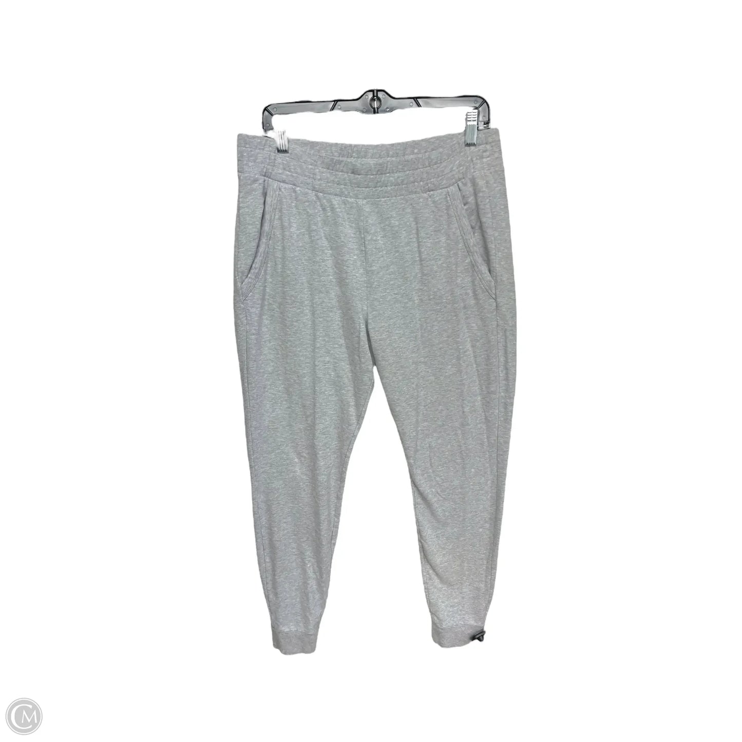 Athletic Pants By Alo In Grey, Size: L