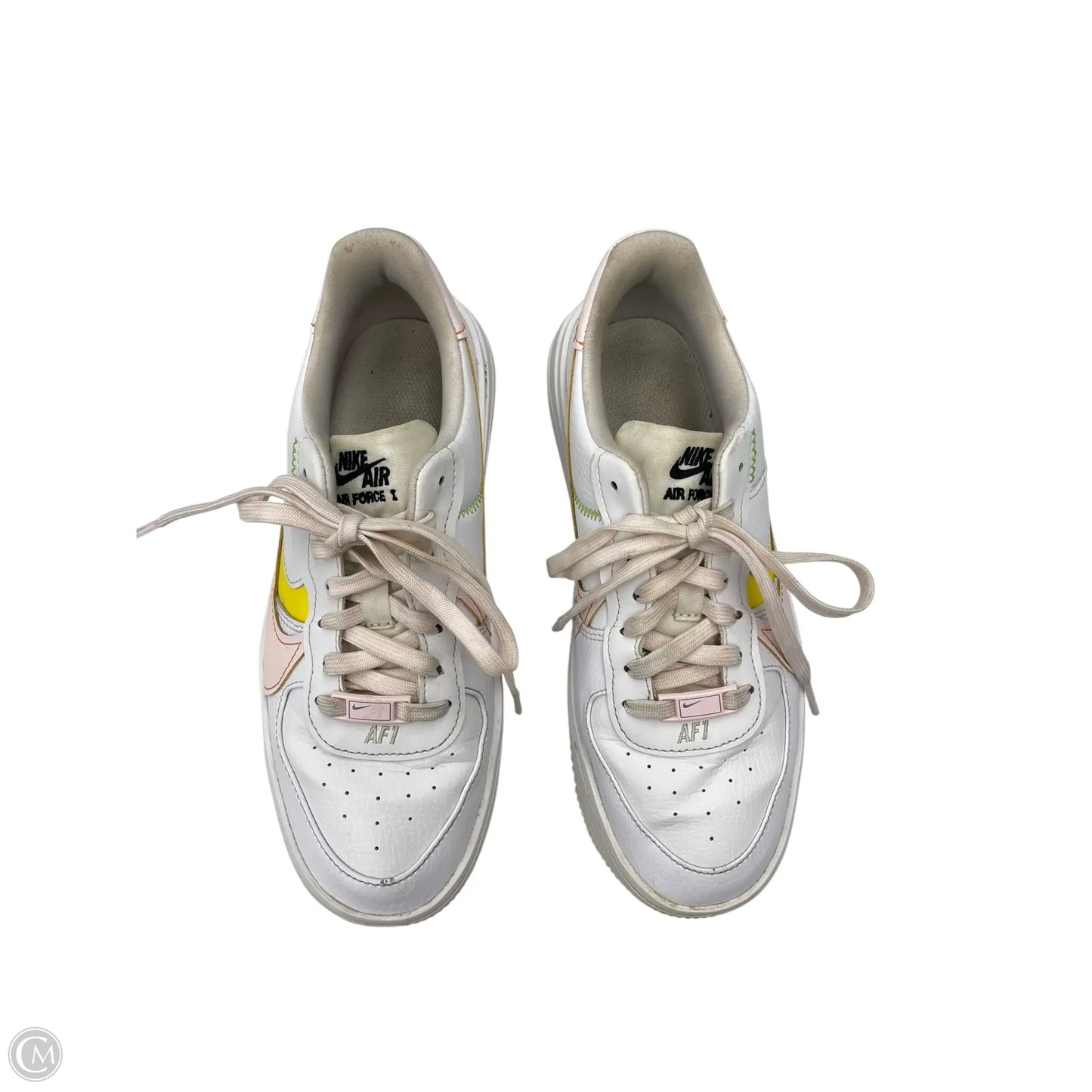 Shoes Sneakers By Nike In White & Yellow, Size: 7.5
