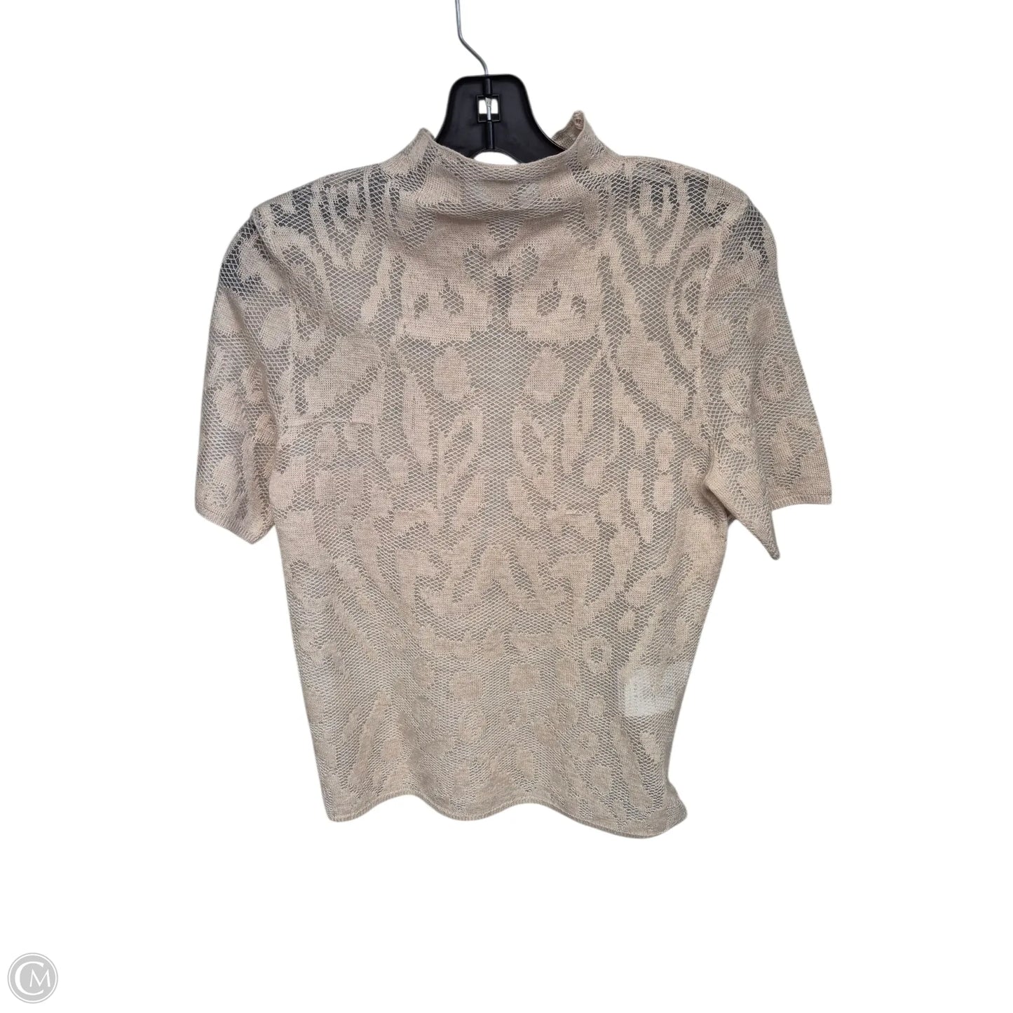 Top Short Sleeve By Clothes Mentor In Cream, Size: Xs