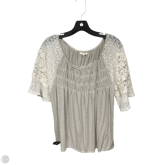 Top Short Sleeve By Maurices In Pink, Size: 2x