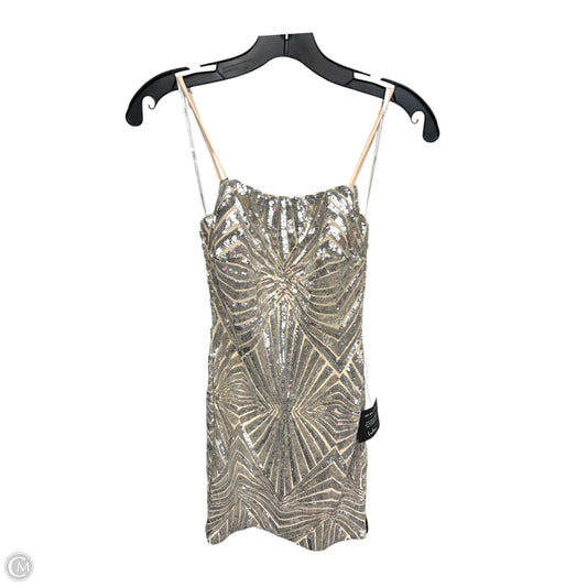 Dress Party Short By Lulus In Silver, Size: Xs
