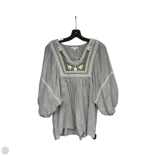 Top Long Sleeve By Max Studio In Grey & White, Size: L