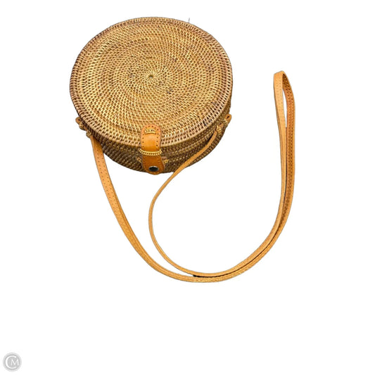 Crossbody By Clothes Mentor, Size: Medium