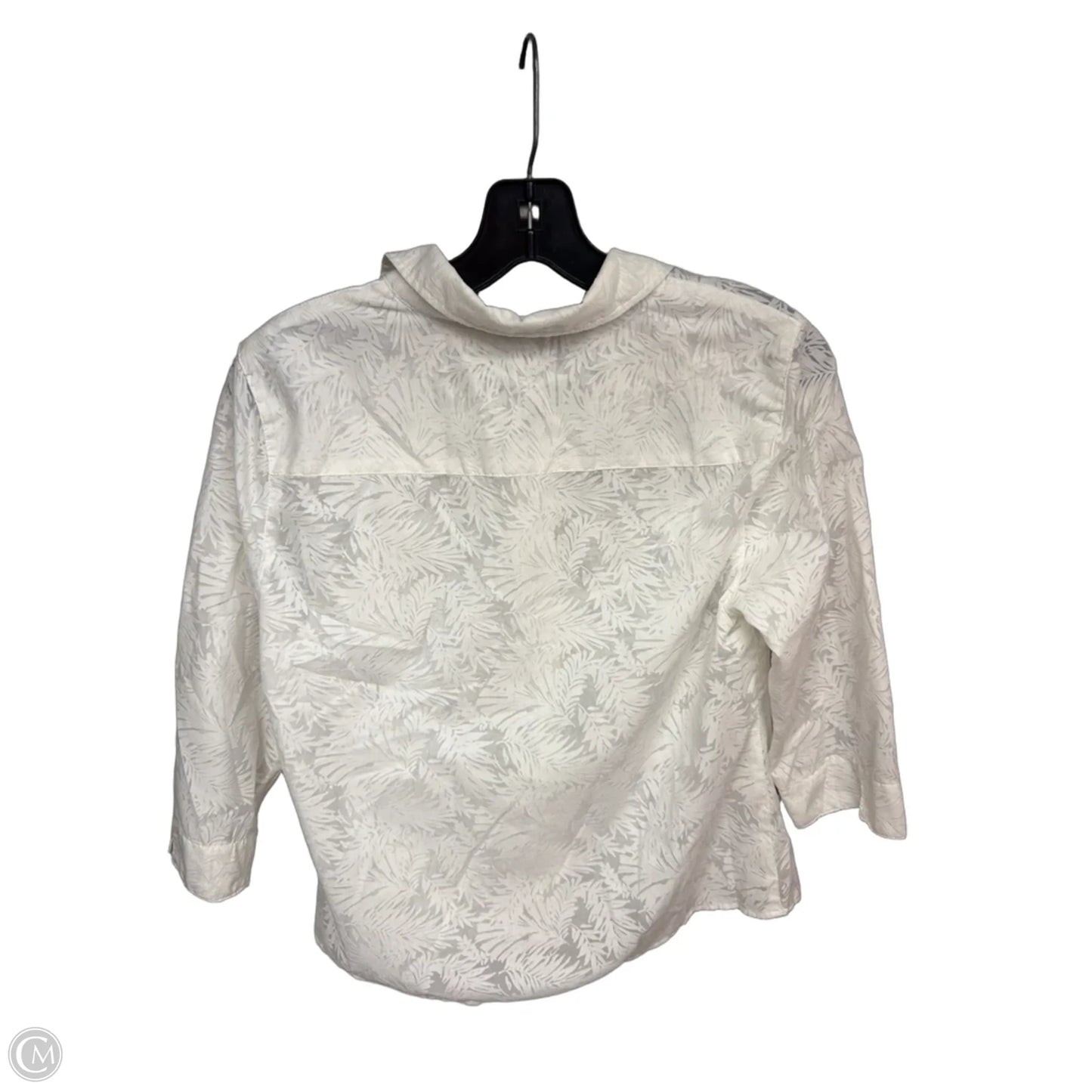 Top 3/4 Sleeve By Christopher And Banks In White, Size: Sp