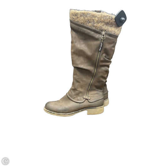 Boots Knee Flats By Muk Luks In Brown, Size: 8