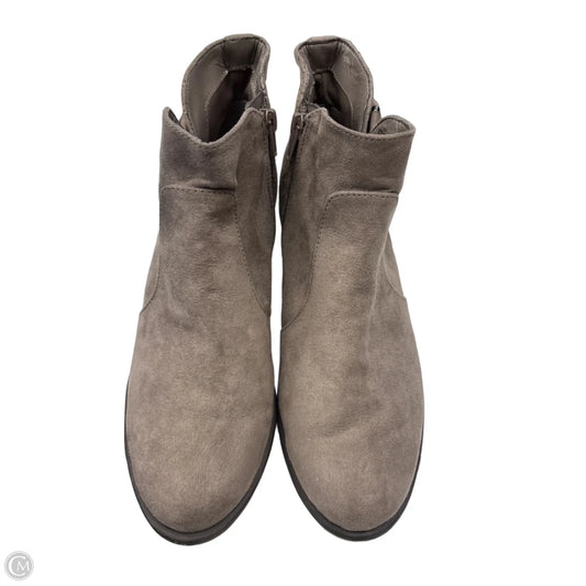 Boots Ankle Flats By Unisa In Brown, Size: 9