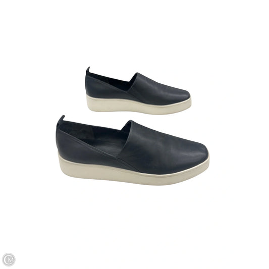 Shoes Flats By Vince In Black, Size: 9