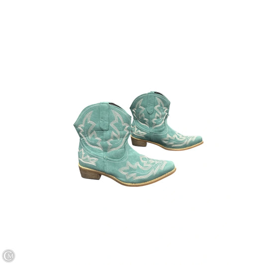 Boots Western By Clothes Mentor In Aqua, Size: 9