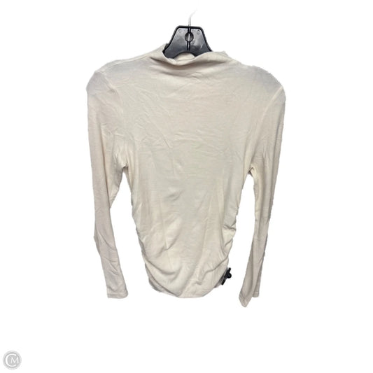 Top Sleeveless By Clothes Mentor In Cream, Size: M