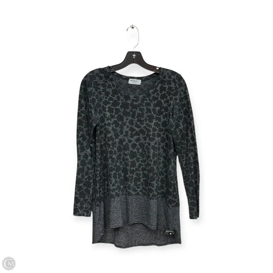 Top Long Sleeve By Allen Allen In Animal Print, Size: Xs