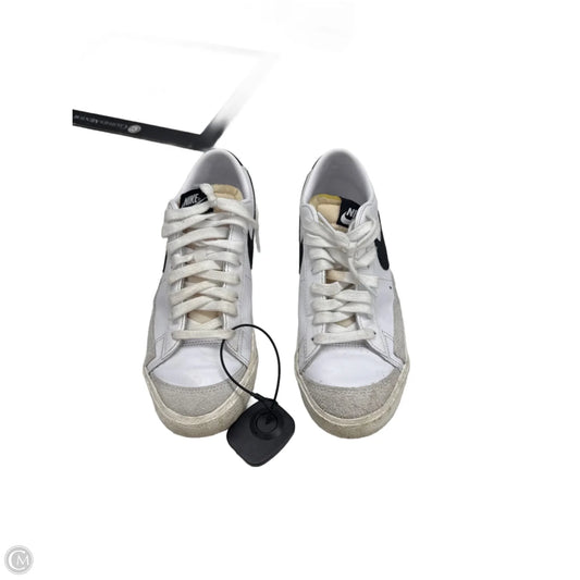 Shoes Sneakers By Nike In White, Size: 8