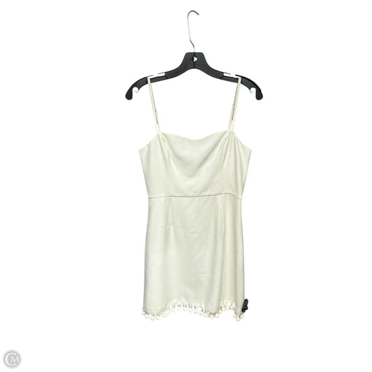 Dress Party Short By French Connection In Cream, Size: Large
