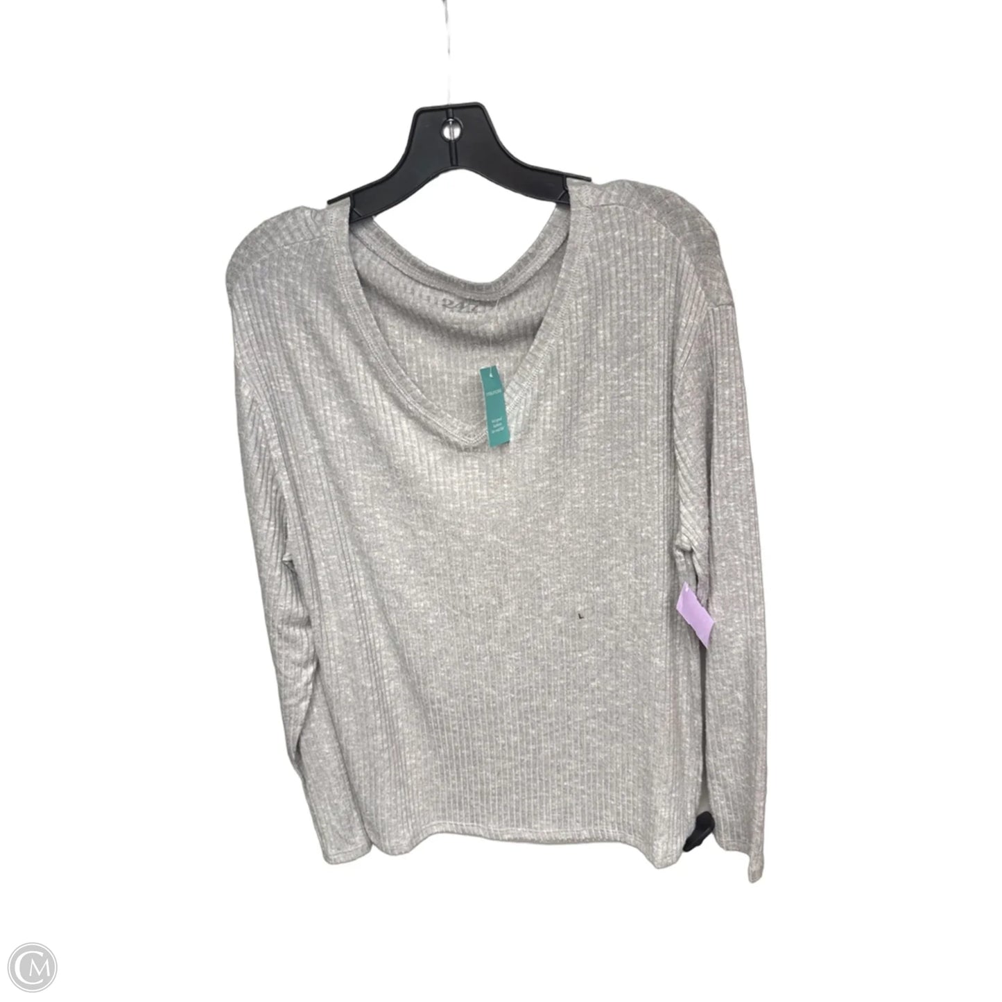 Top Long Sleeve Basic By Maurices In Grey, Size: L