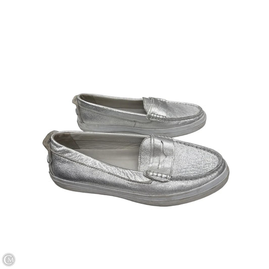 Shoes Flats By Cole-haan In Silver, Size: 9.5