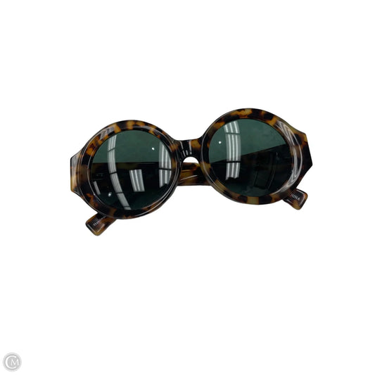 Sunglasses By Clothes Mentor, Size: