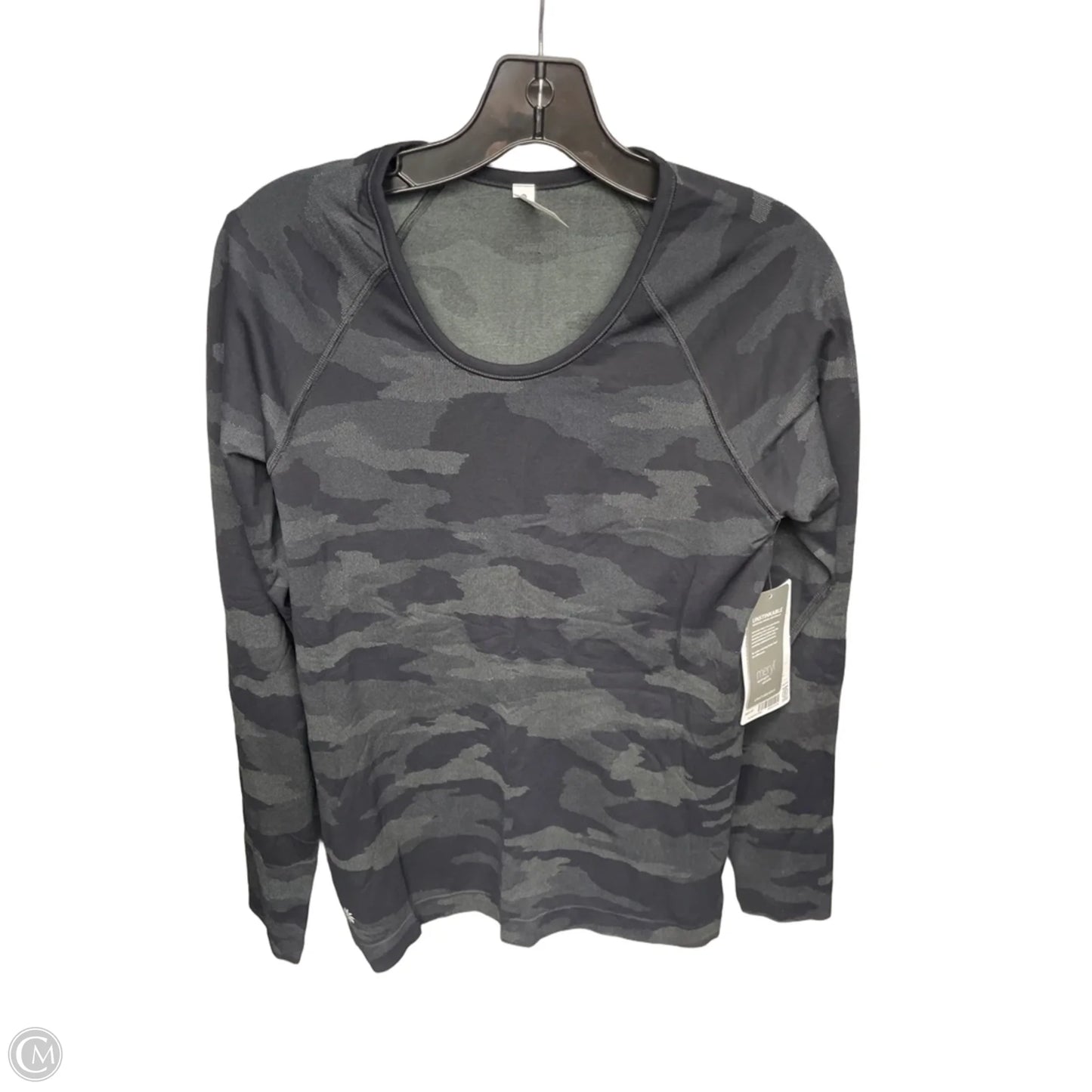 Athletic Top Long Sleeve Crewneck By Athleta In Camouflage Print, Size: M