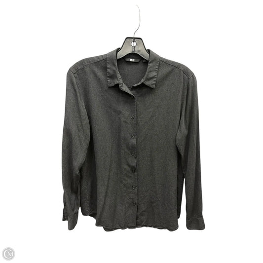 Top Long Sleeve By Uniqlo In Grey, Size: S