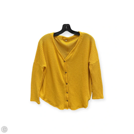 Top Long Sleeve By Clothes Mentor In Yellow, Size: S