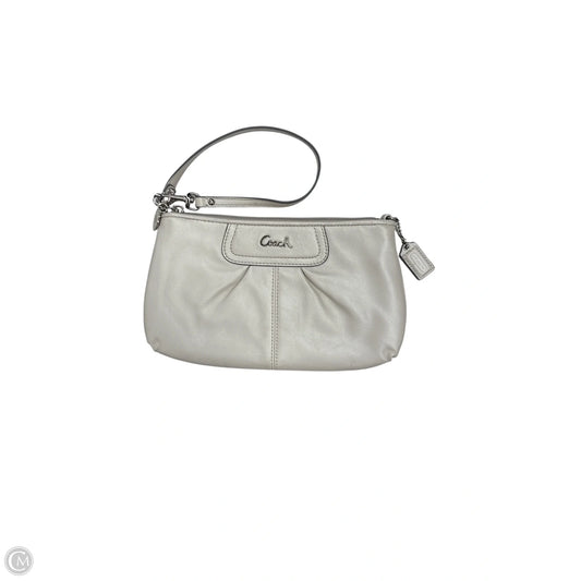 Wristlet Designer By Coach, Size: Medium