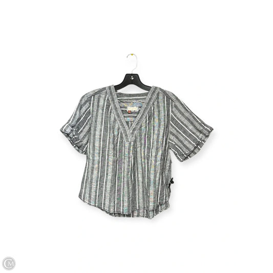 Top Short Sleeve By Pilcro In Grey, Size: S