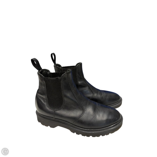 Boots Ankle Flats By Dr Martens In Black, Size: 6