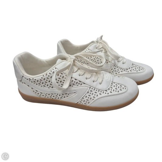 Shoes Sneakers By Dolce Vita In White, Size: 9
