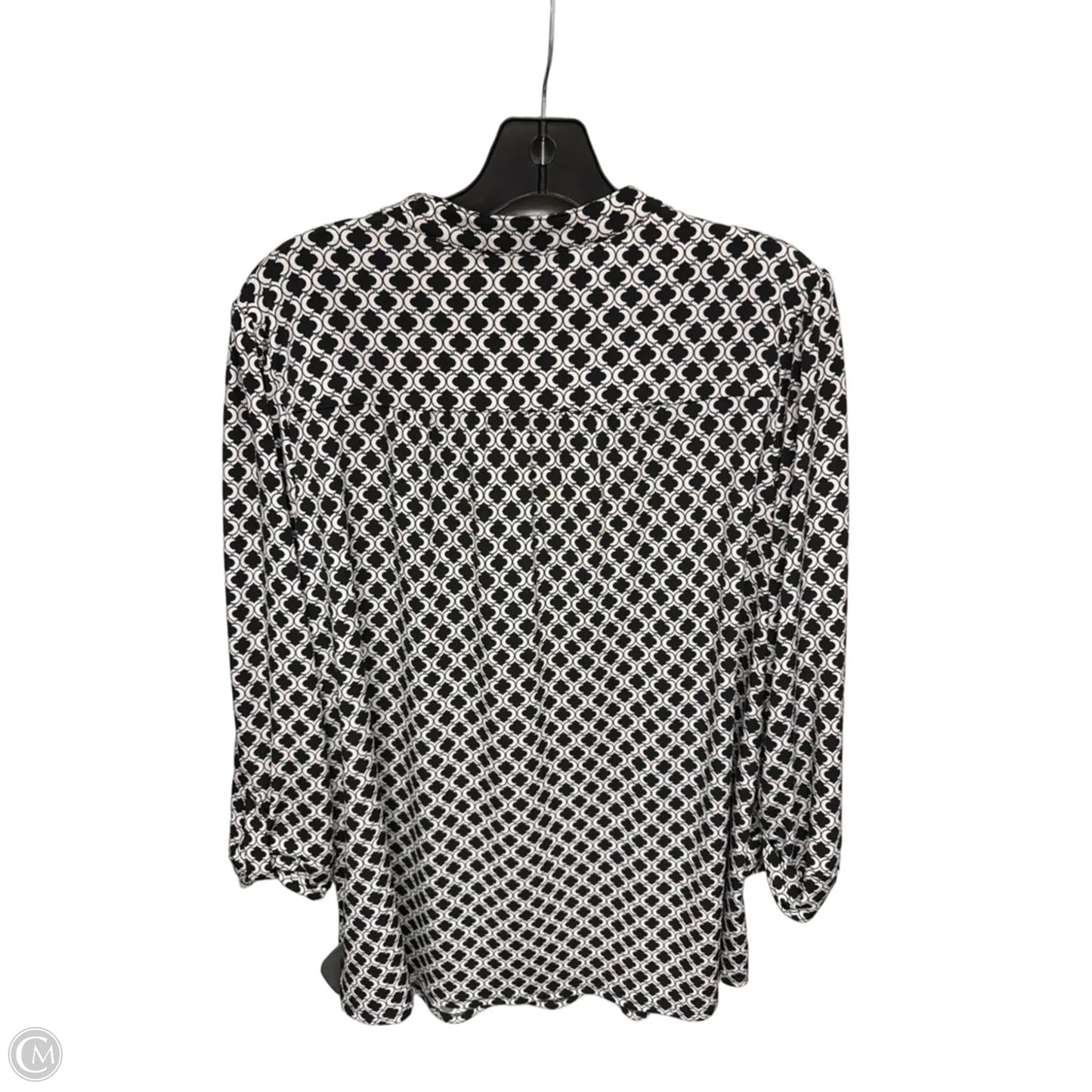 Top Long Sleeve By Clothes Mentor In Black & White, Size: 1x