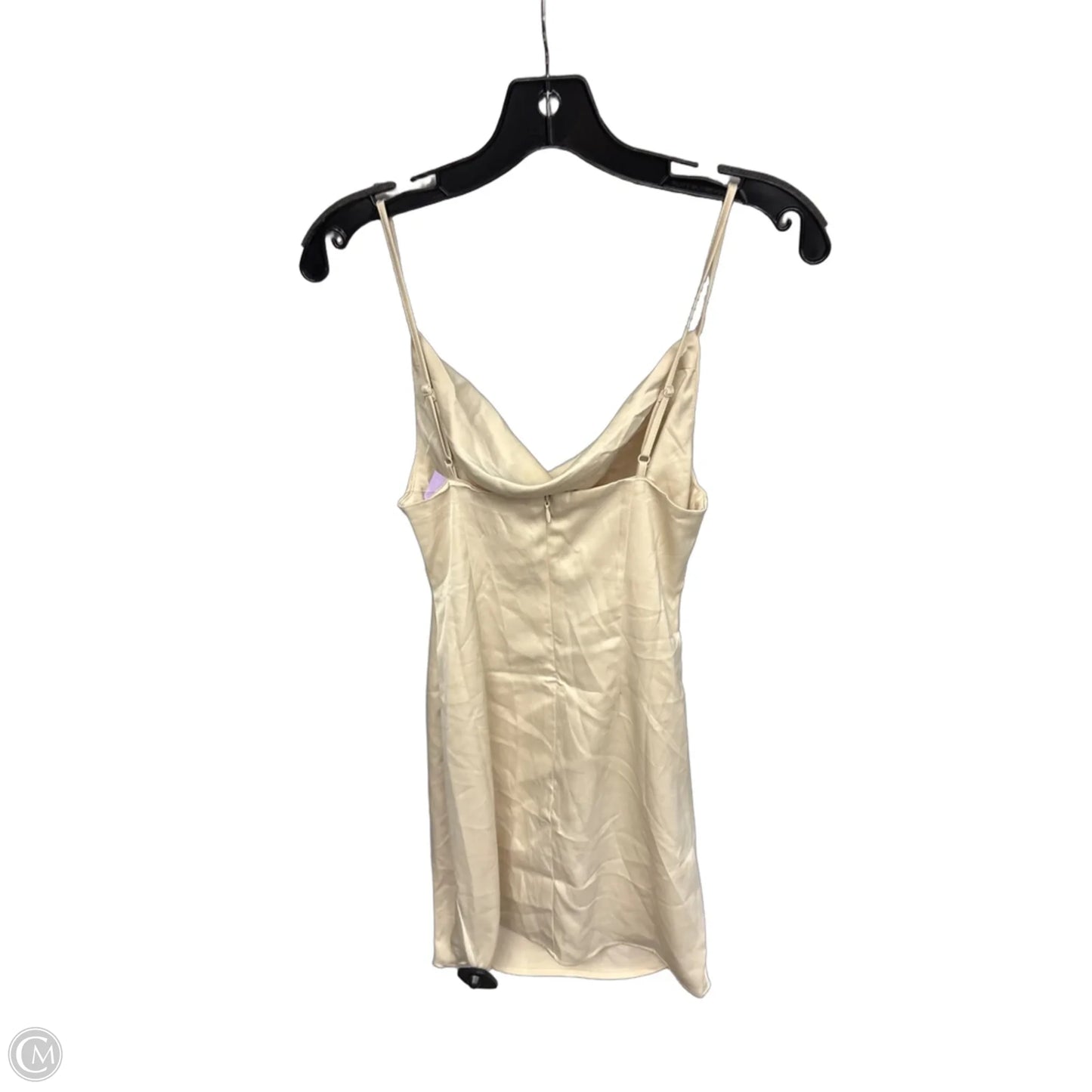 Dress Casual Short By Urban Outfitters In Cream, Size: Xs