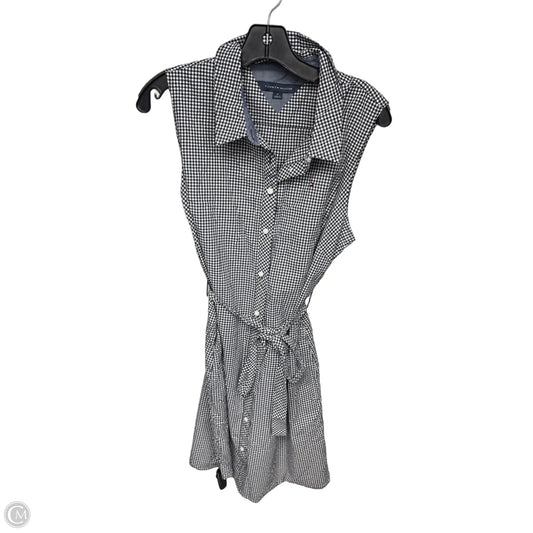 Dress Casual Short By Tommy Hilfiger In Blue & White, Size: 14