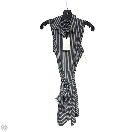 Dress Casual Short By Who What Wear In Grey, Size: Xs