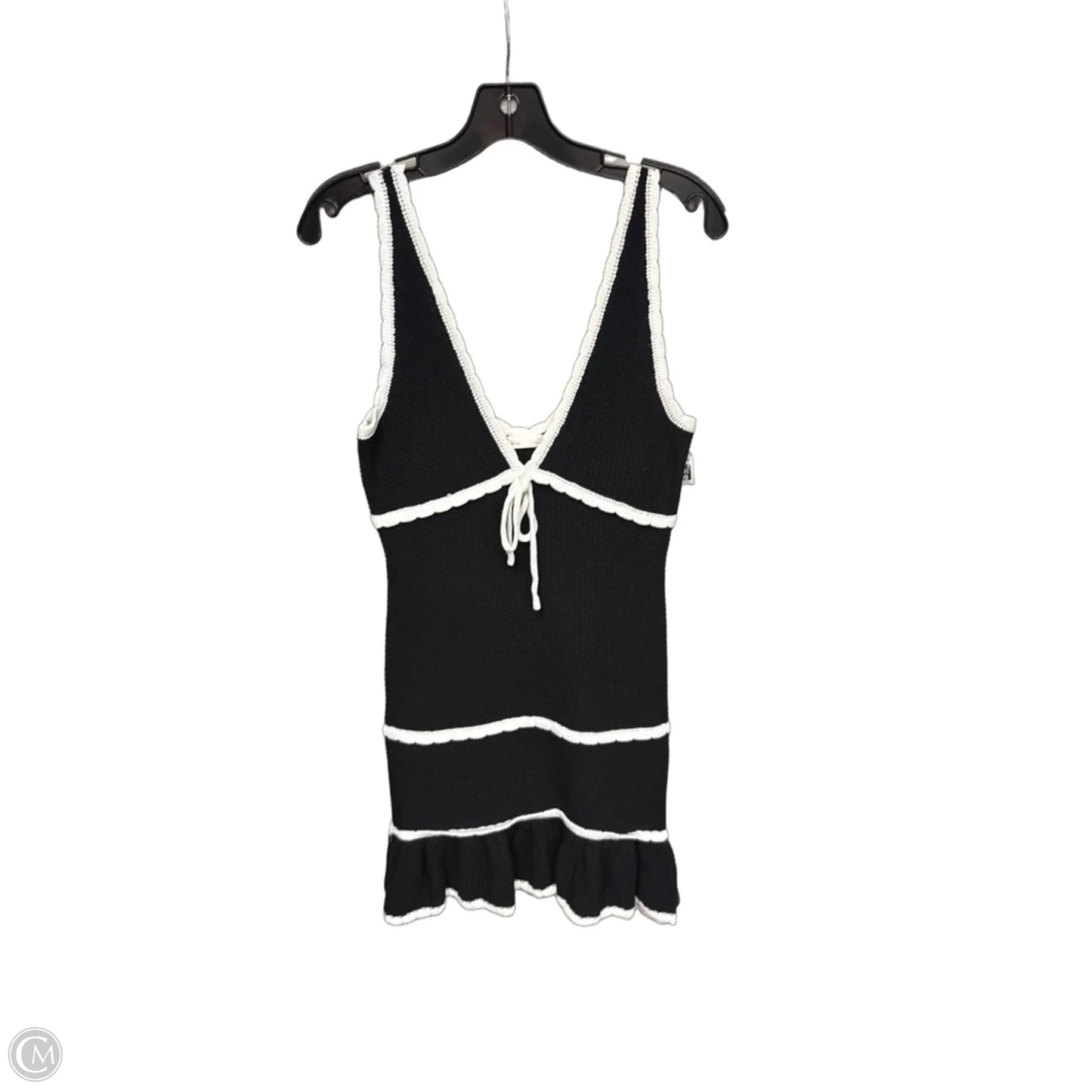 Dress Casual Short By Clothes Mentor In Black & White, Size: S
