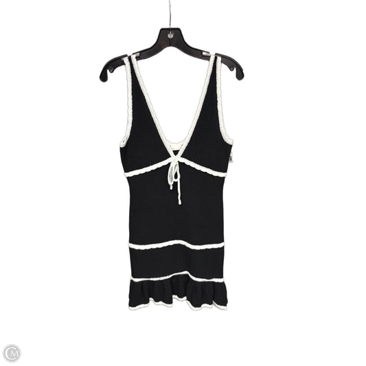 Dress Casual Short By Clothes Mentor In Black & White, Size: S